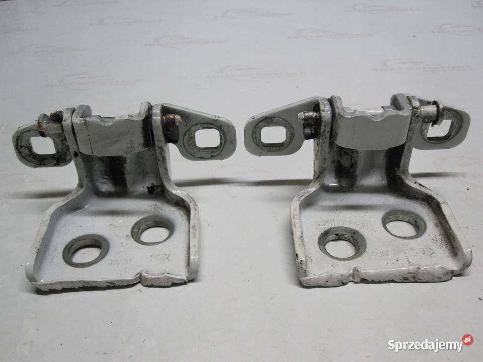 DACIA SANDERO II LIFT 20r zawiasy drzwi lewe osobowe