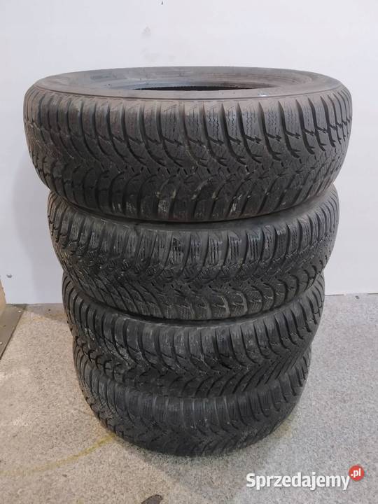 4X OPONA ZIMOWA KUMHO 18565R15 88T 3919 750 688