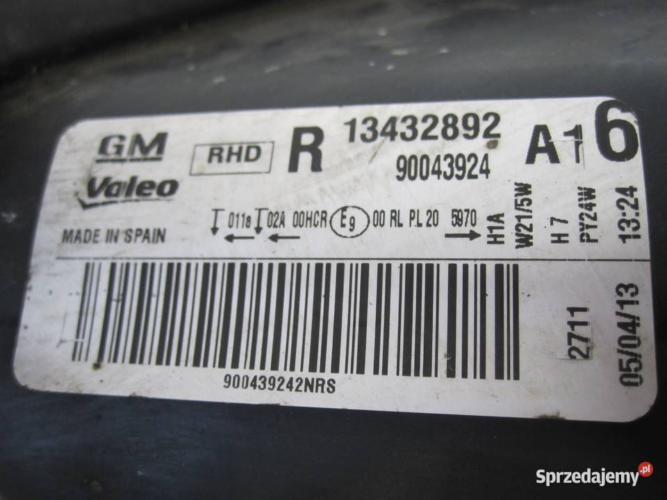 OPEL CORSA D LIFT 13r lampa prawa przód ANGLIK Kielce