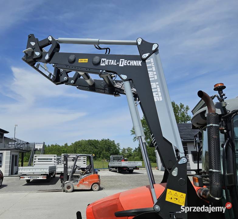 ŁADOWACZE czołowe METAL TECHniK TYTAN case JOHN Gniezno