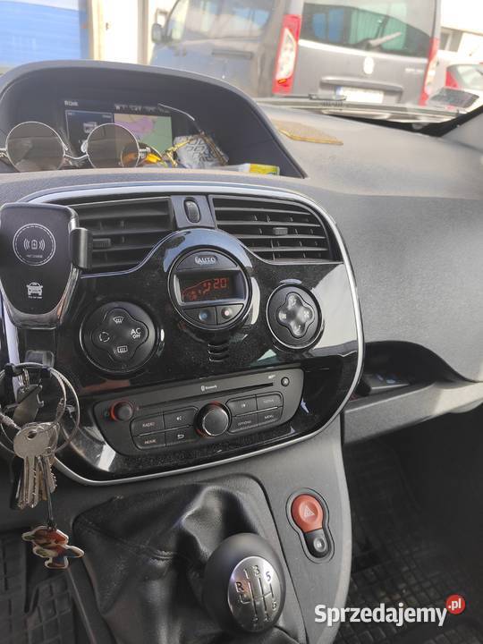 Syndyk sprzeda Renault Kangoo 15 2014r Warszawa
