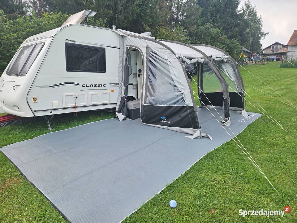 Przyczepa kempingowa z magazynem energii Compas Otwock