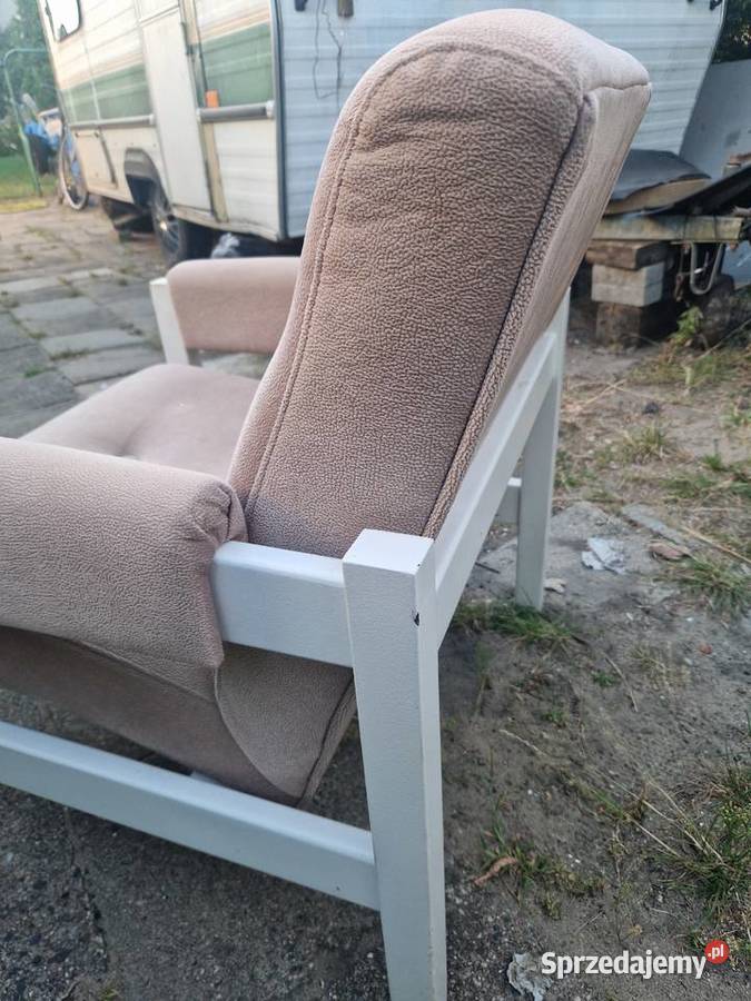 Fotel PRL odnowieniu Fotele