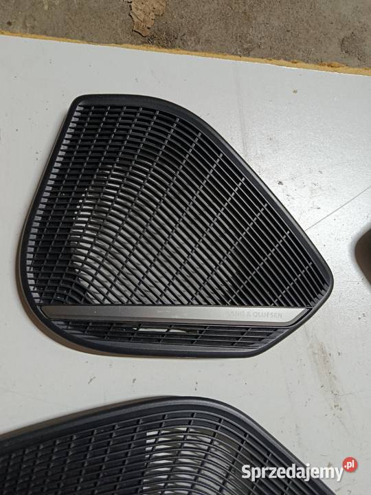 8W0035143 8W0035144 maskownice glośników Bang Kościerzyna