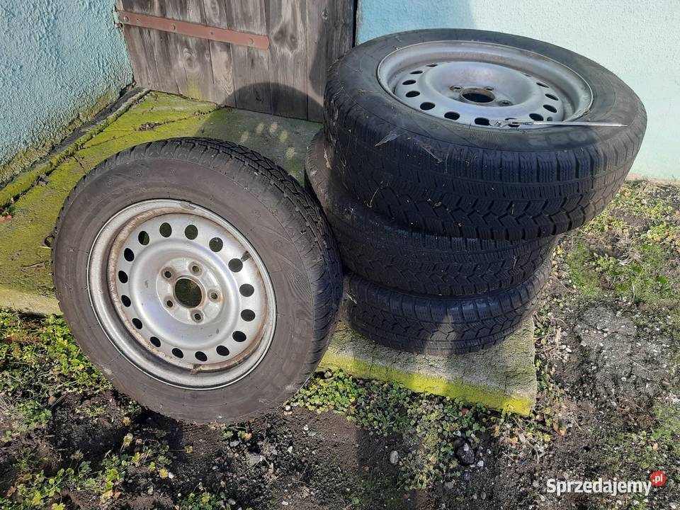 Opony 15 zimowe z felgą 19565
