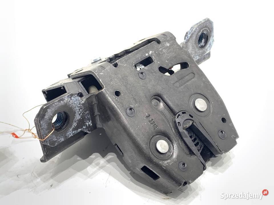 ZAMEK KLAPY TYŁ OPEL ASTRA K Kombi Karoseria