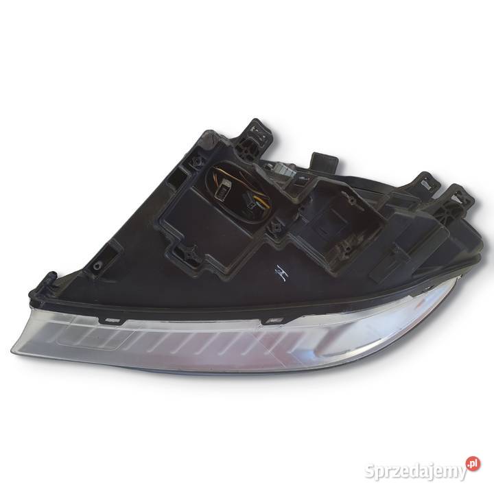 PRZEDNIA LAMPA PRAWA PRZEDNI REFLEKTOR Volvo V70 Chełm