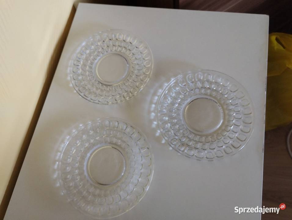 PRL talerzyki deserowe szkło 3 Łódź sprzedam