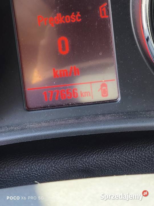 Zadbany Opel Astra J 14 turbo benzyna 140 z 2012 skórzana tapicerka Lublin sprzedam
