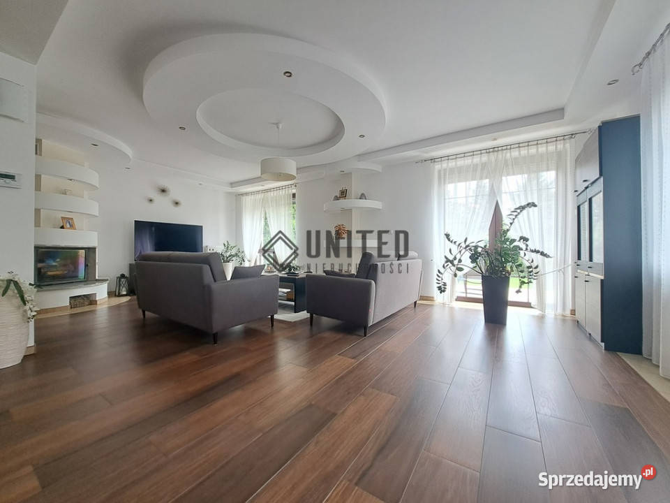 Jęczmiennej Garaż Taras Ogród 752m2 Oleśnica