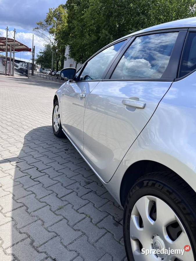 Opel Astra J 14T LPG STAG doinwestowany Nowy Dwór Mazowiecki sprzedam