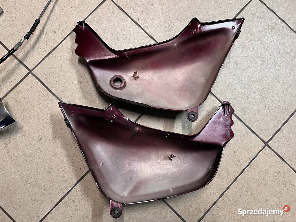 Boczek osłona prawa lewa Hyosung GA 125 Cruise Brzeszcze