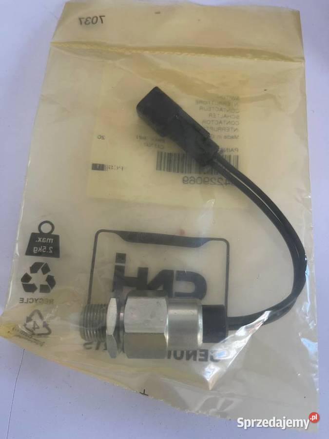 84229069 Czujnik Magnunm MX T8 TG Holland Case sprzedam