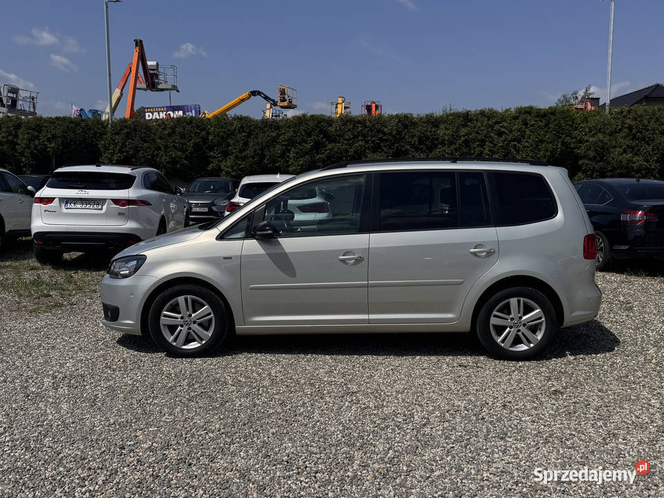 Volkswagen Touran 2012r Gwarancja CD Paniówki sprzedam