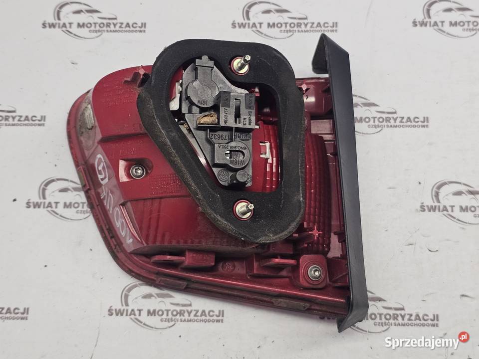 VOLKSWAGEN TIGUAN I LIFT 12r lampa prawa tył w osobowe Kielce sprzedam