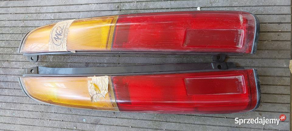 Daihatsu move lampa tył prawa lewa Części samochodowe Byków