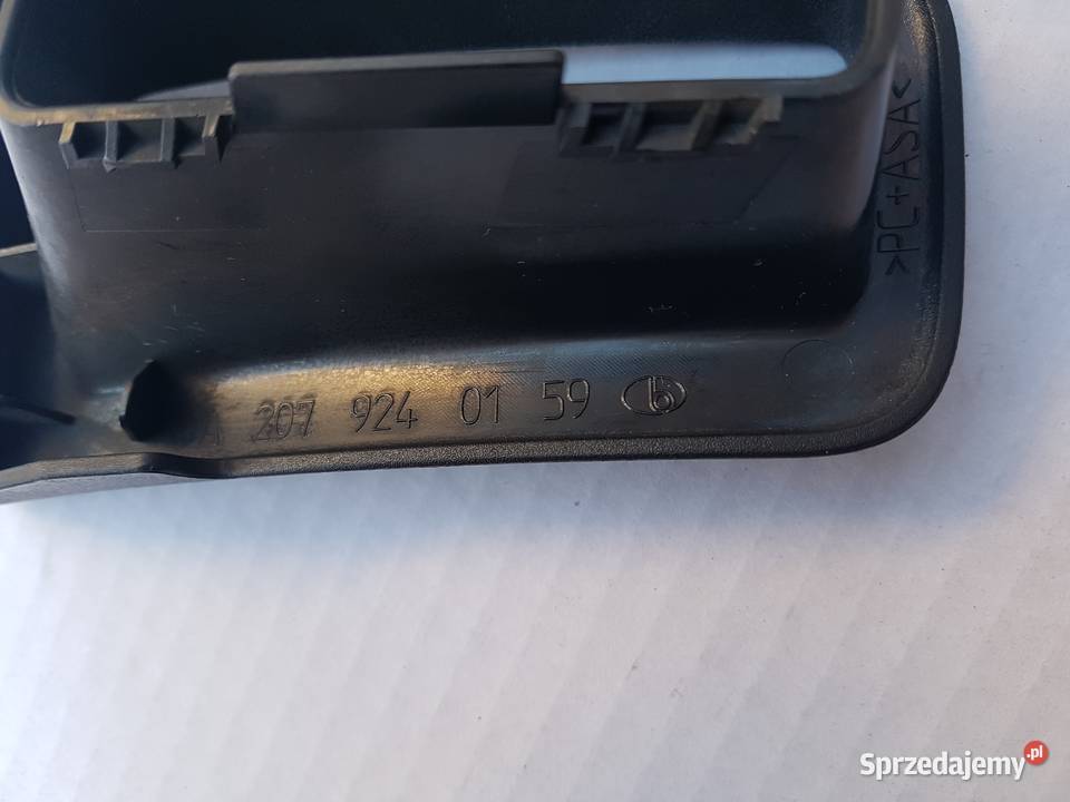 osłona pasa prawy tył Mercedes E 207 cabrio pomorskie Gdańsk
