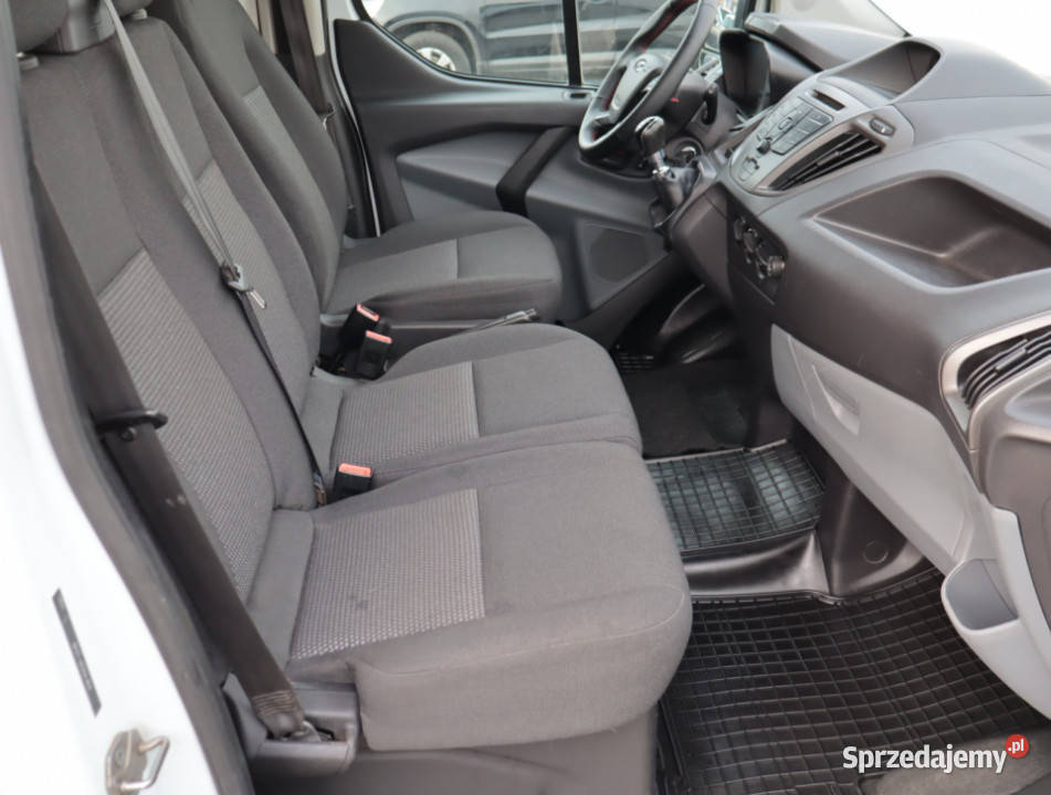 Ford Transit Custom 22 TDCi diesel Samochody osobowe