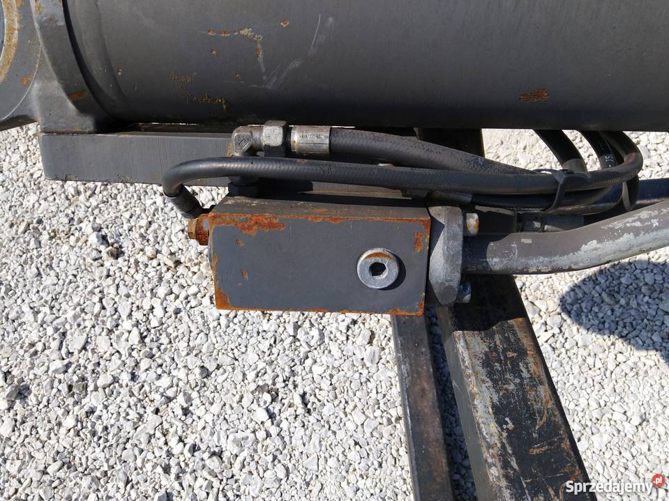 Siłownik Volvo EC 240 290 300 340 360 180 210 Kielce