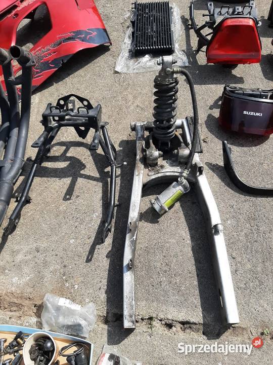 Suzuki GSXF 750 dużo części motocyklowych kujawsko-pomorskie Jabłonowo Pomorskie sprzedam