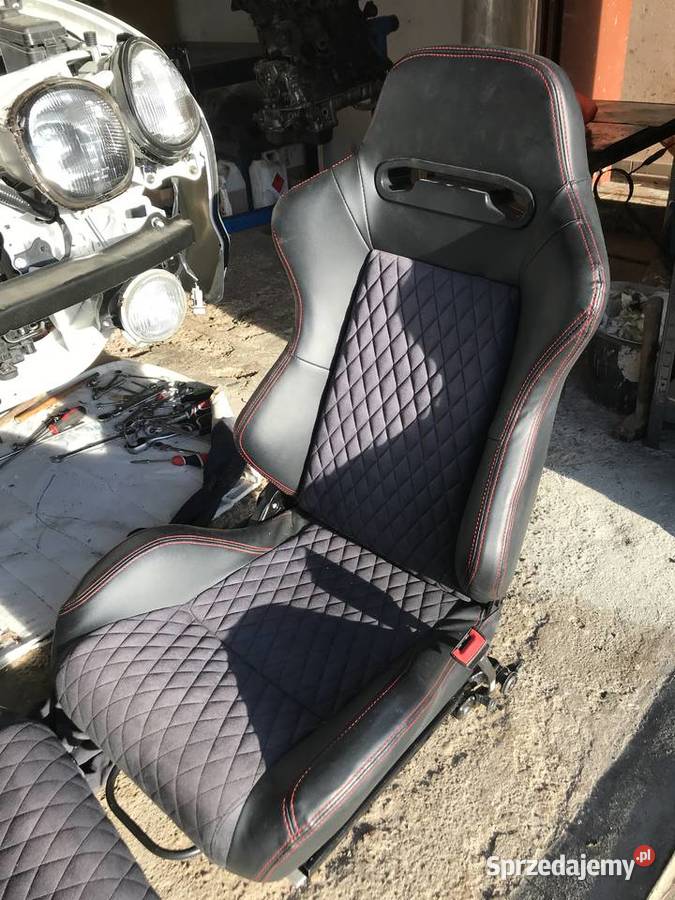 Fotele sportowe RECAO osobowe Mrągowo