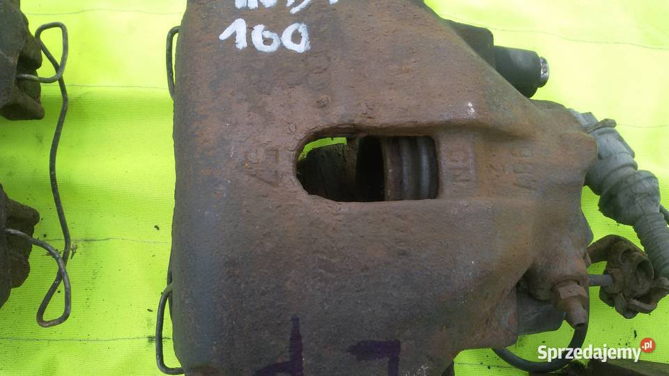 audi 100 c4 zaciski przednie 26 28 benzyna Elbląg