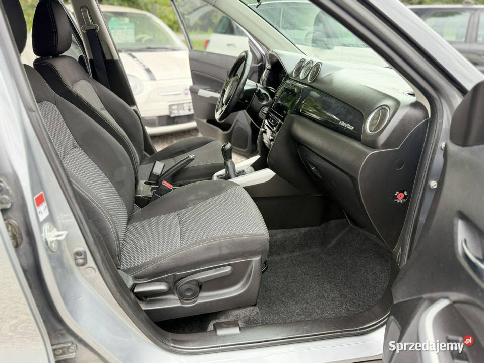 Suzuki Vitara 16 i4X4 allgrip skora radar kamera ABS śląskie