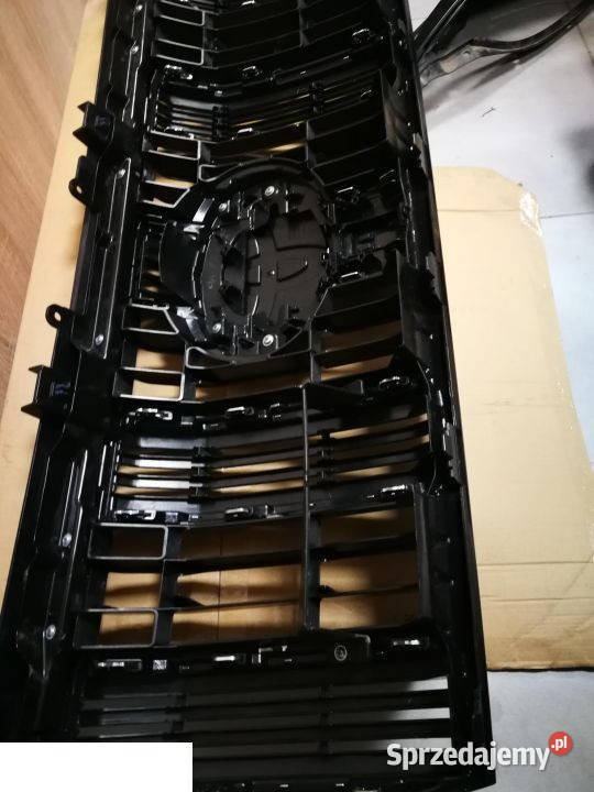 Toyota land cruiser Atrapa grill przód lift
