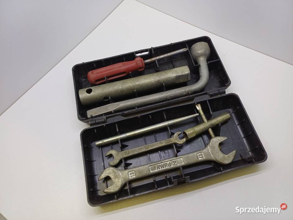 Fiat 125p 126p Polinez zestaw kluczy kompletny