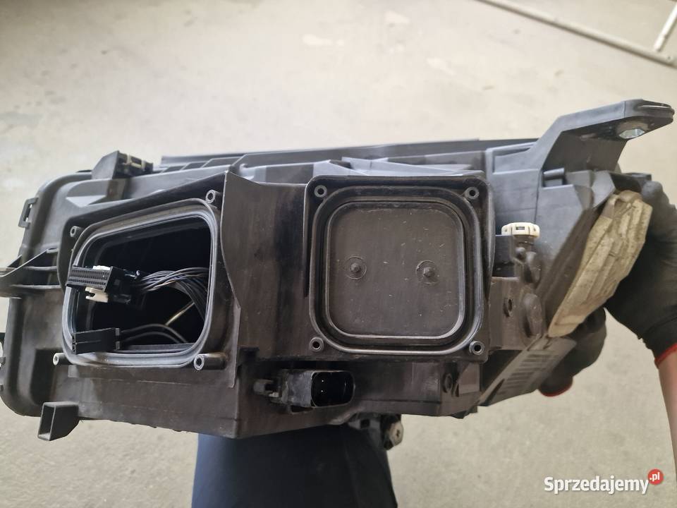 Reflektor przedni Mercedes GLC W253 A253 906 52 osobowe Lampy przednie
