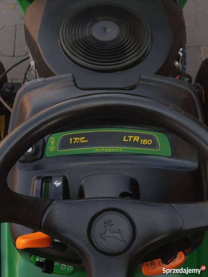 Kosiarka traktorek ogrodowy John Deere LTR 180