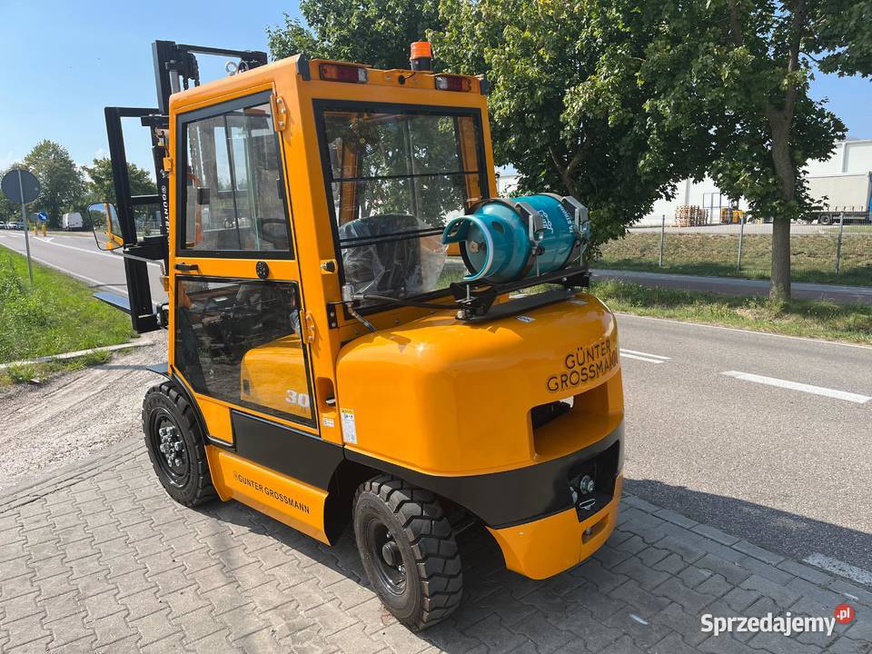 Wózek widłowy 3T duplex z kabiną LPG Włocławek