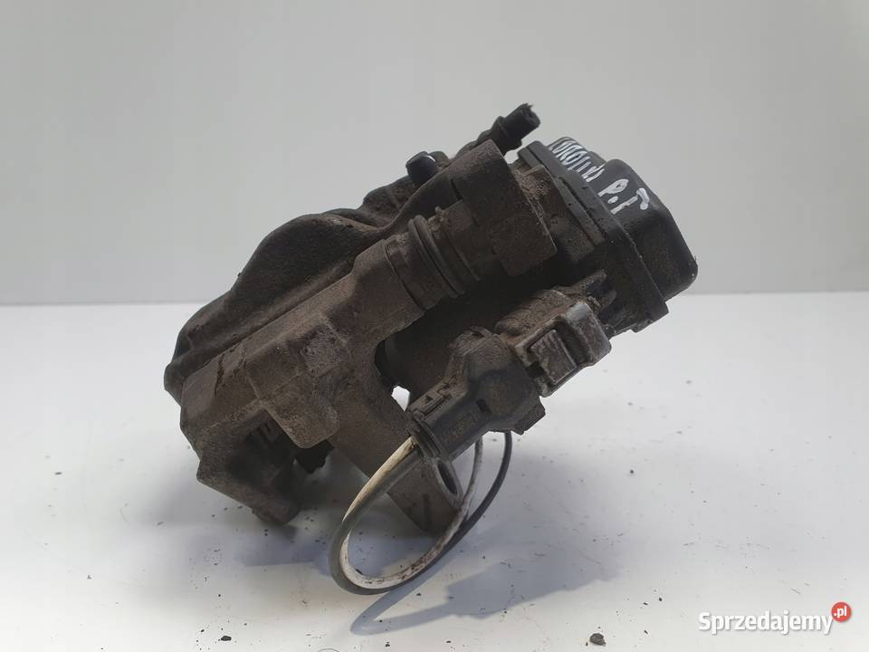 Toyota Corolla XII E21 CHR TYLNY ZACISK Zaciski i jarzma Rudka sprzedam