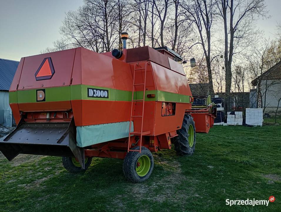Dronningborg d 3000 MasseyJohn Deere Claas fahr