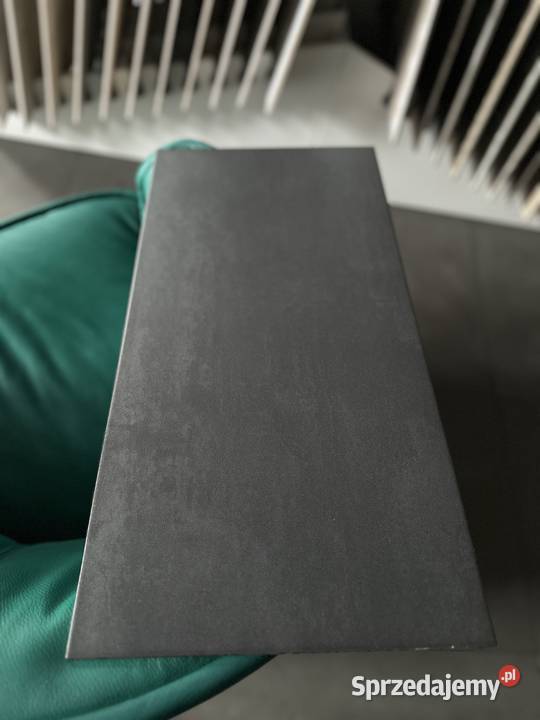 PŁYTKA GRES CONCRETE FLOWER GRAPHITE 30X60 GAT Opoczno