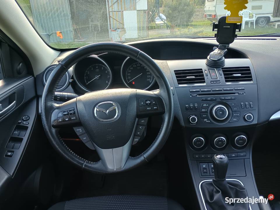 Mazda 3 16 benzyna 105 mały przebieg 100 komputer pokładowy