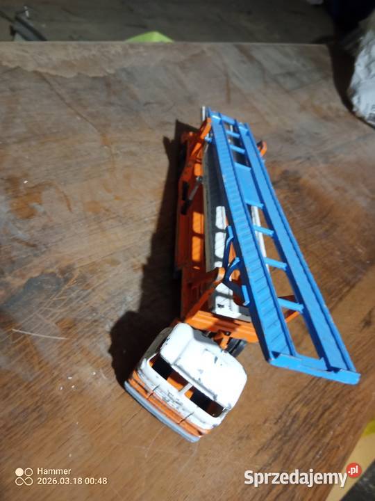 Model Corgi major w skali 143