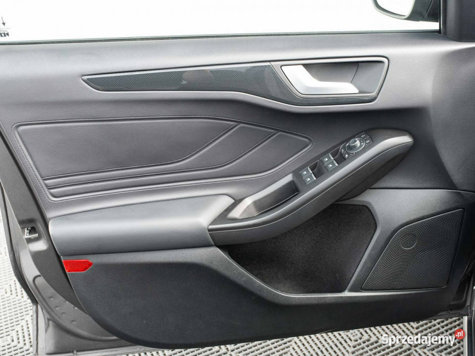 Ford Focus PY1004A23 EcoBoost ST X Pakiet zimowy isofix Gdańsk