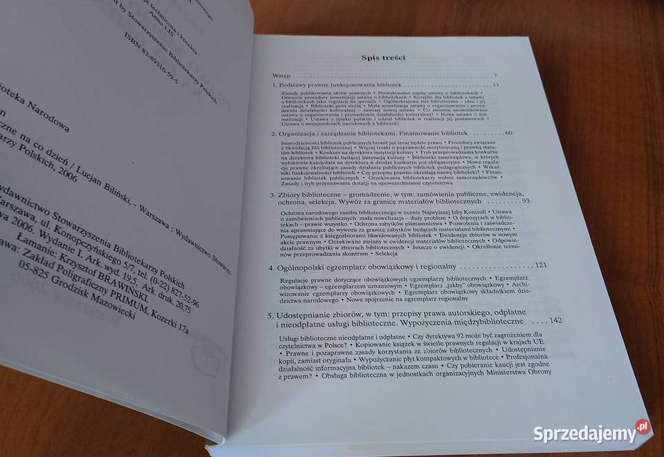 Prawo biblioteczne na co dzień Lucjan Biliński Książki naukowe i popularnonaukowe pomorskie Gdańsk sprzedam