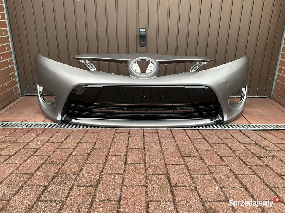 Zderzak Przód TOYOTA VERSO LIFT