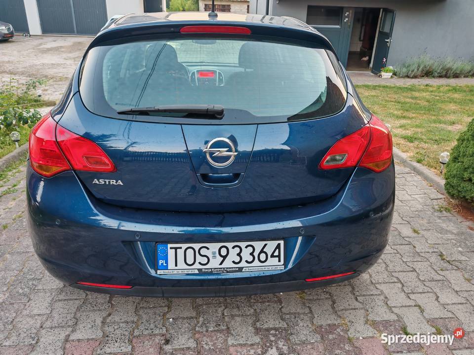 Opel Astra J 16 benzyna Ecotec świętokrzyskie Ostrowiec Świętokrzyski sprzedam