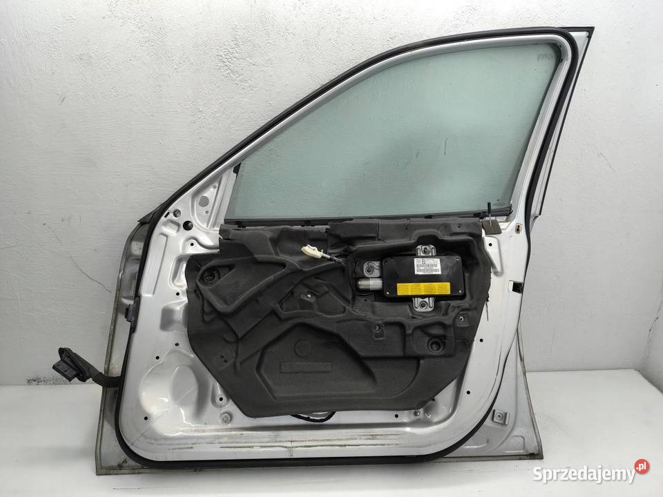 DRZWI PRAWY PRZÓD BMW E46 19 TOURING wielkopolskie