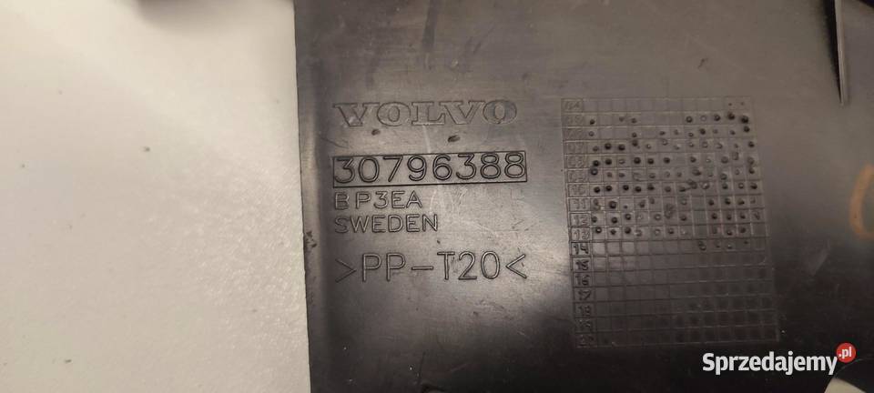 VOLVO V70 ŚLIZG LAMPY PRAWY 30796388