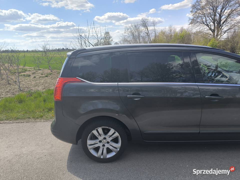 Sprzedam PEUGEOTA 5008 nieuszkodzony Kurów