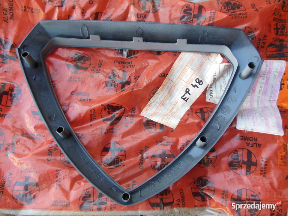 60777599 Alfa Romeo 155 9296 Ramka GRILL ATRAPA Kozy