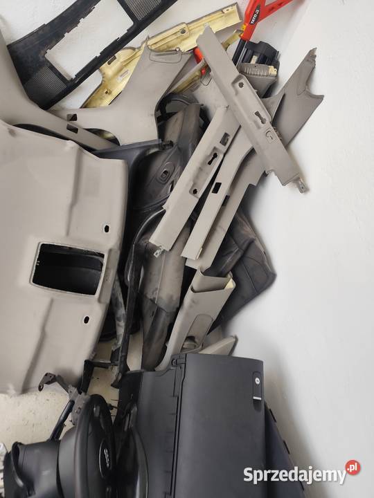 Części Audi a4 b6 25 tdi 20 alt Rok produkcji 2004 Karoseria Tarnowiec