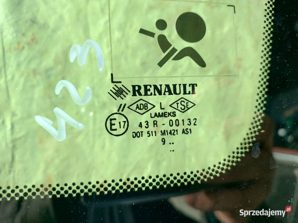 Szyba czołowa przednia i tylna Renault Clio II Zahajki-Kolonia sprzedam