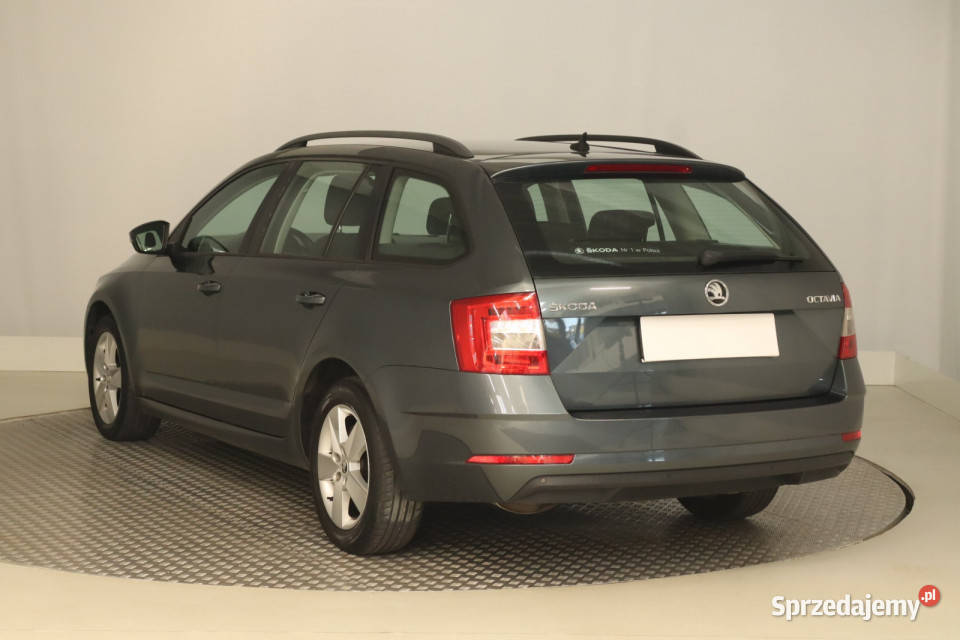 Skoda Octavia 14 TSI wielofunkcyjna kierownica Zabrze