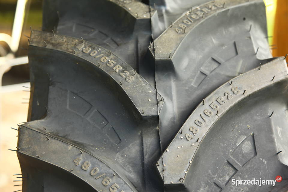 Opona 48065R28 142D TL TA110 Petlas