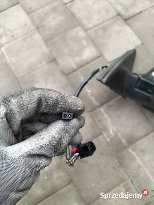 LUSTERKO LEWE AUDI A4 B8 AVANT 0812r CZARNE śląskie Kończyce Małe